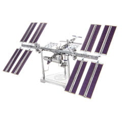 Metal Earth Iconx International Space Station (ISS) Modellbau
