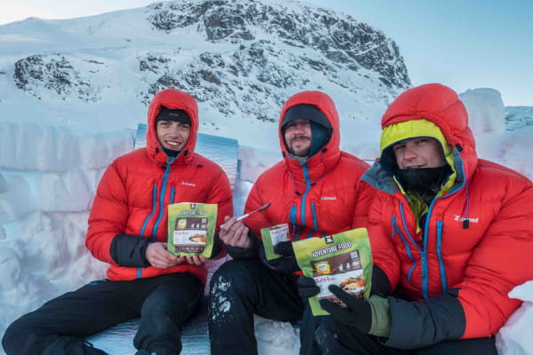 Adventure Food Chili con Carne Trekkingnahrung 18tlg